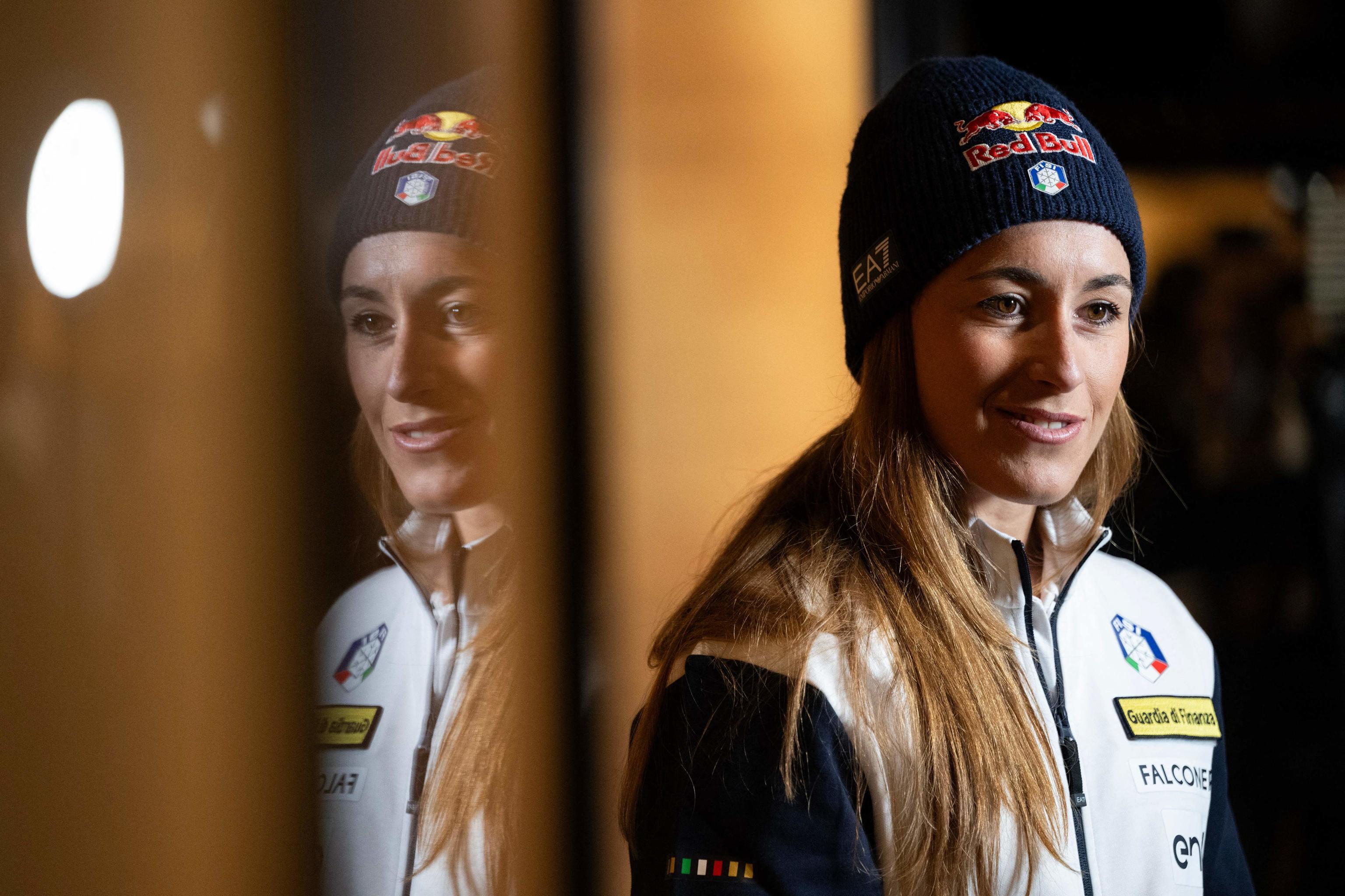 Sofia Goggia si racconta al teatro Tirinnanzi: tutto esaurito per la sciatrice oro alle Olimpiadi Sofia Goggia si racconta al teatro Tirinnanzi: tutto esaurito per la sciatrice oro alle Olimpiadi