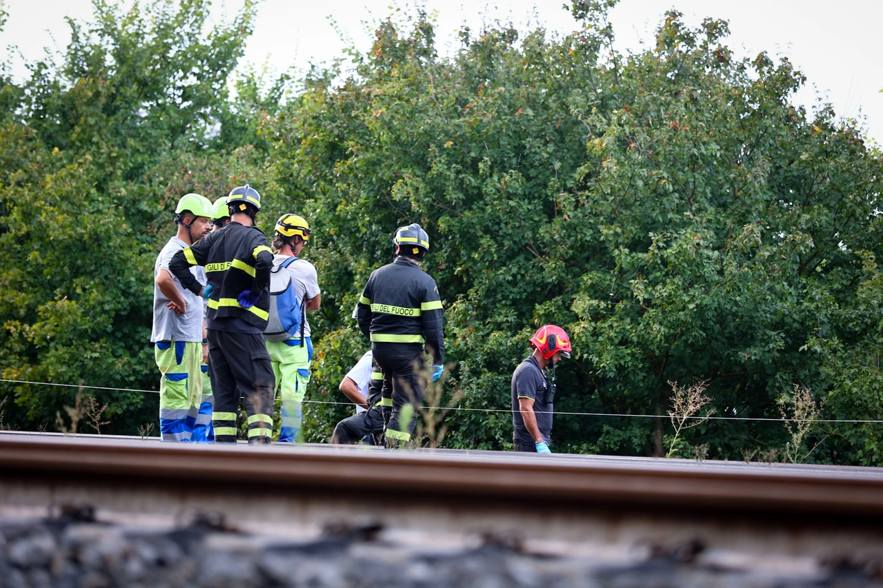 Sul luogo dell'investimento anche i vigili del fuoco (foto di repertorio)