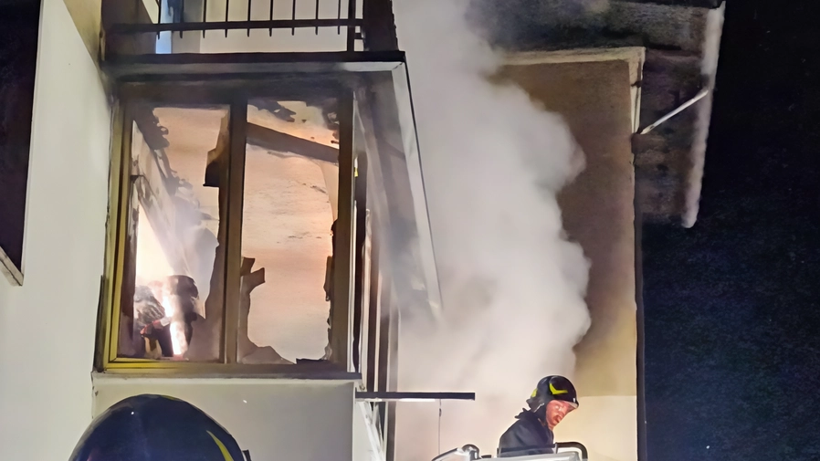 Fortunatamente nessuno degli evacuati è in pericolo di vita Terminate le operazioni di soccorso Fortunatamente nessuno degli evacuati è in pericolo di vita Terminate le operazioni di soccorso