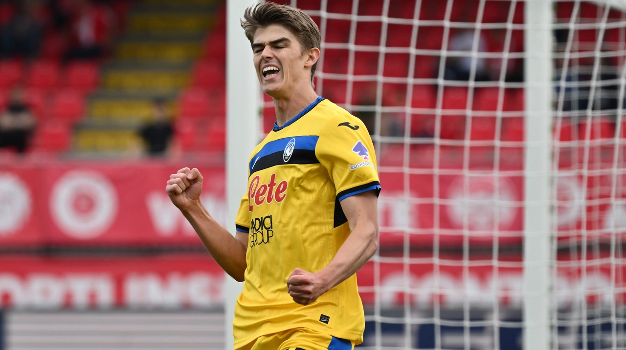 Charles de Ketelaere (Atalanta) esulta dopo il gol dell'1 a 0 Charles de Ketelaere (Atalanta) esulta dopo il gol dell'1 a 0