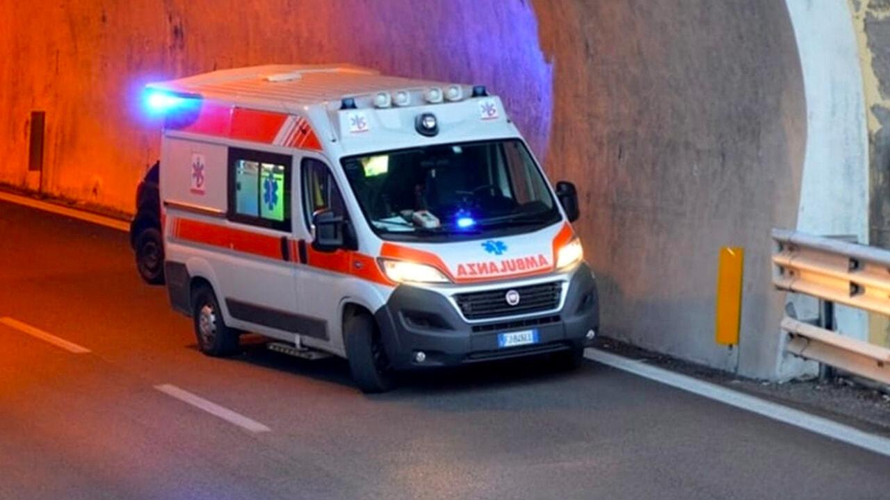 Grave incidente da Ilgiorno.it grave incidente sul lavoro in una galleria della valtellina operaio di 40 anni in condizioni critiche