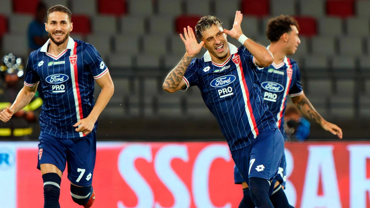 Un punto prezioso e sudato, su un campo difficile. Nonostante le assenze, le distrazioni di mercato e una qualità della... Un punto prezioso e sudato, su un campo difficile. Nonostante le assenze, le distrazioni di mercato e una qualità della...