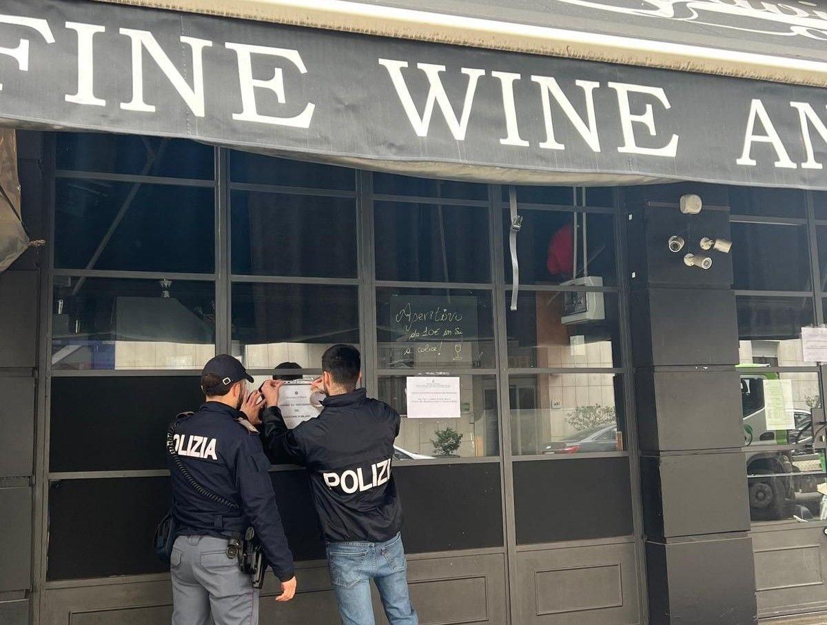 i clienti della gintoneria pagavano un forfait obbligatorio per i servizi del priv232 sesso alcol e droga