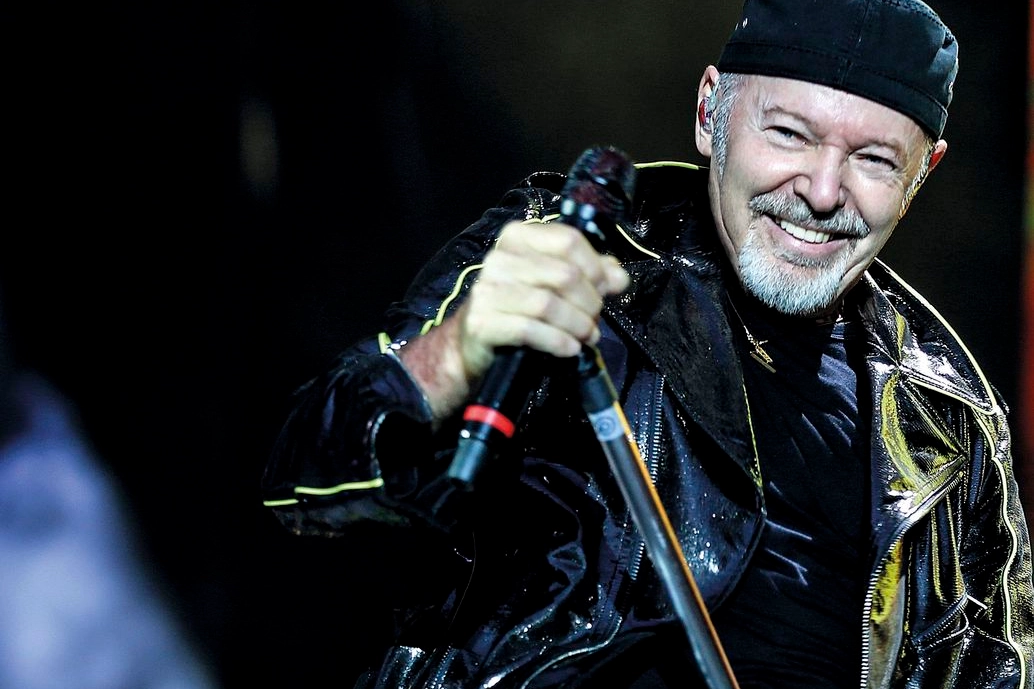 Vasco Rossi (72 anni)