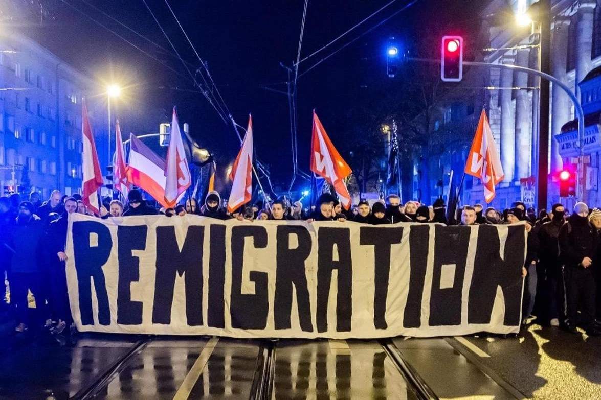 Il “Remigration summit“: "È terribile, va impedito"