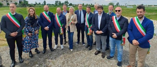 Travagliato, inaugurata la vasca antiesondazione da 30mila metri cubi ricavata da un’ex cava