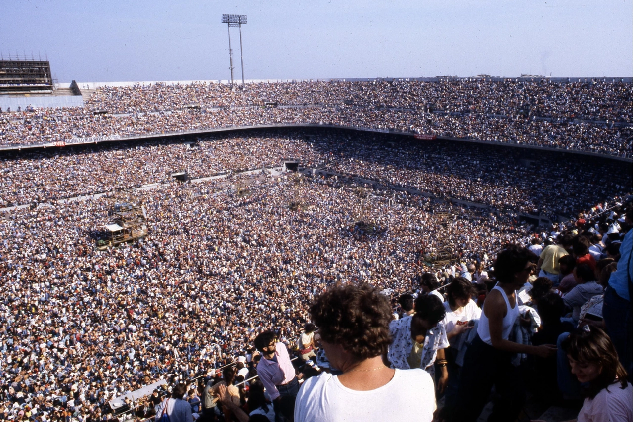 FOTO REPERTORIO - Il primo concerto in Italia di Bruce Springsteen nel 1985 a San Siro