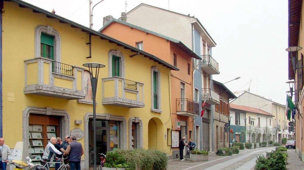 Il comitato di Arese critica il progetto in via Caduti pericoloso per i negozi Il comitato di Arese critica il progetto in via Caduti pericoloso per i negozi