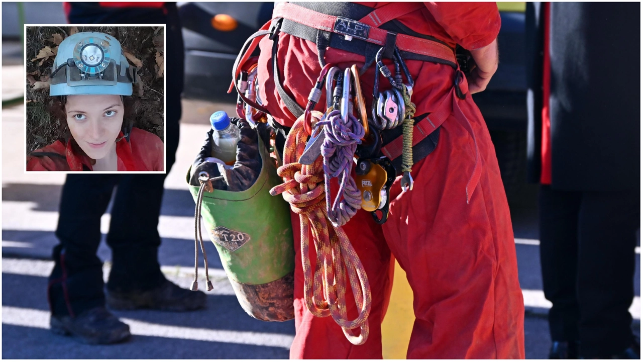 L'equipaggio di uno dei soccorritori; nel riquadro, Ottavia Piana L'equipaggio di uno dei soccorritori; nel riquadro, Ottavia Piana