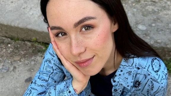 Aurora Ramazzotti: “Vedermi in tv mi faceva stare male. Oggi non mi importa che gli altri mi trovino bella”