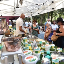 Fiere e sapori tra piazze e parchi: consigli per un weekend di primavera