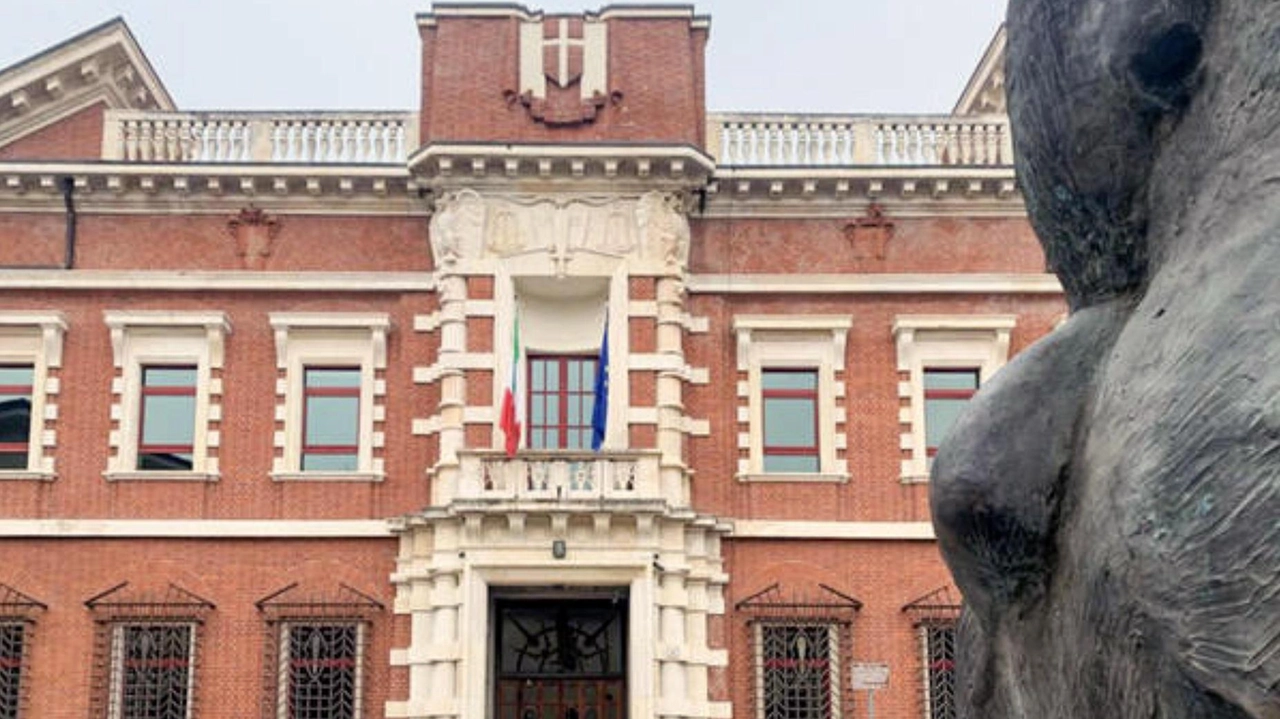 La sentenza è stata pronunciata ieri in Tribunale a Varese dal gup Bernardi Tra le accuse pure sequestro di persona, porto abusivo di arma e rapina aggravata La sentenza è stata pronunciata ieri in Tribunale a Varese dal gup Bernardi Tra le accuse pure sequestro di persona, porto abusivo di arma e rapina aggravata
