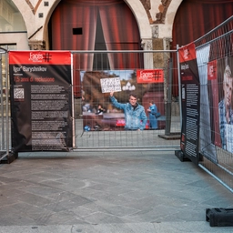 Volti della resistenza russa: a Milano la mostra che racconta il dissenso