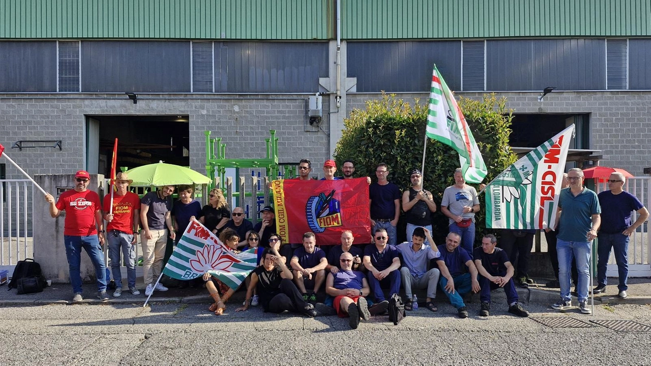 Sciopero alla Emmegi di Cassano d’Adda perché troppo caldo nel capannone produttivo