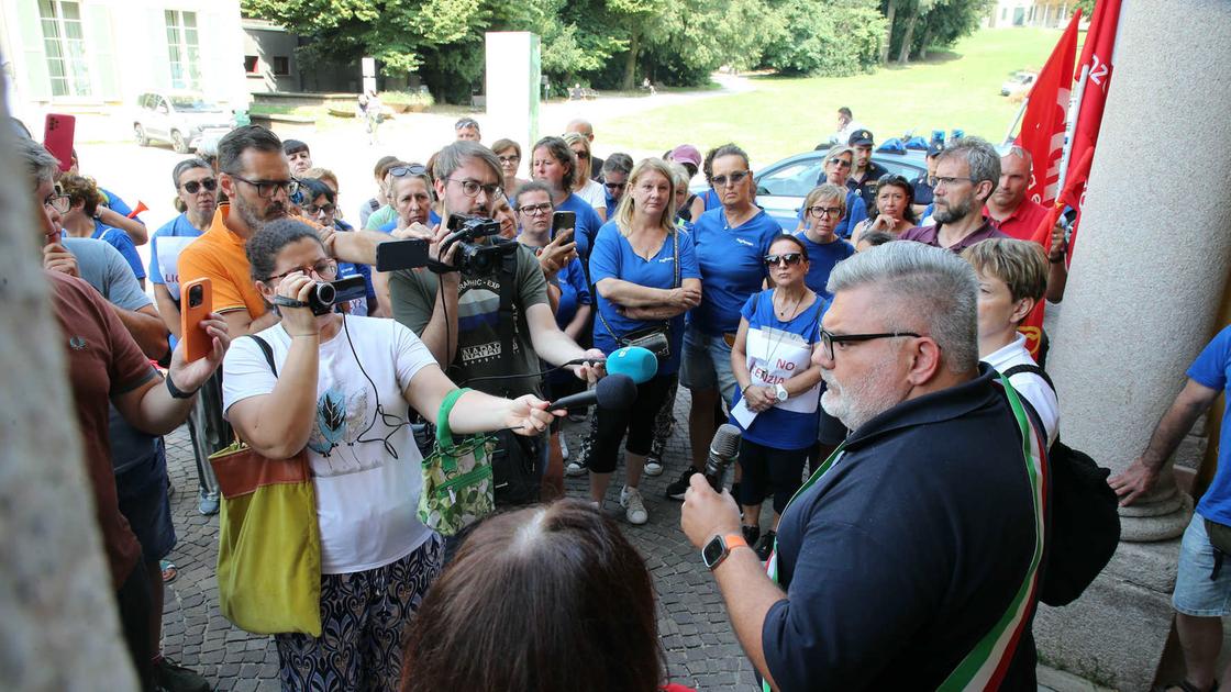 Peg Perego, sciopero contro i tagli: “Serve un piano industriale” Peg Perego, sciopero contro i tagli: “Serve un piano industriale”
