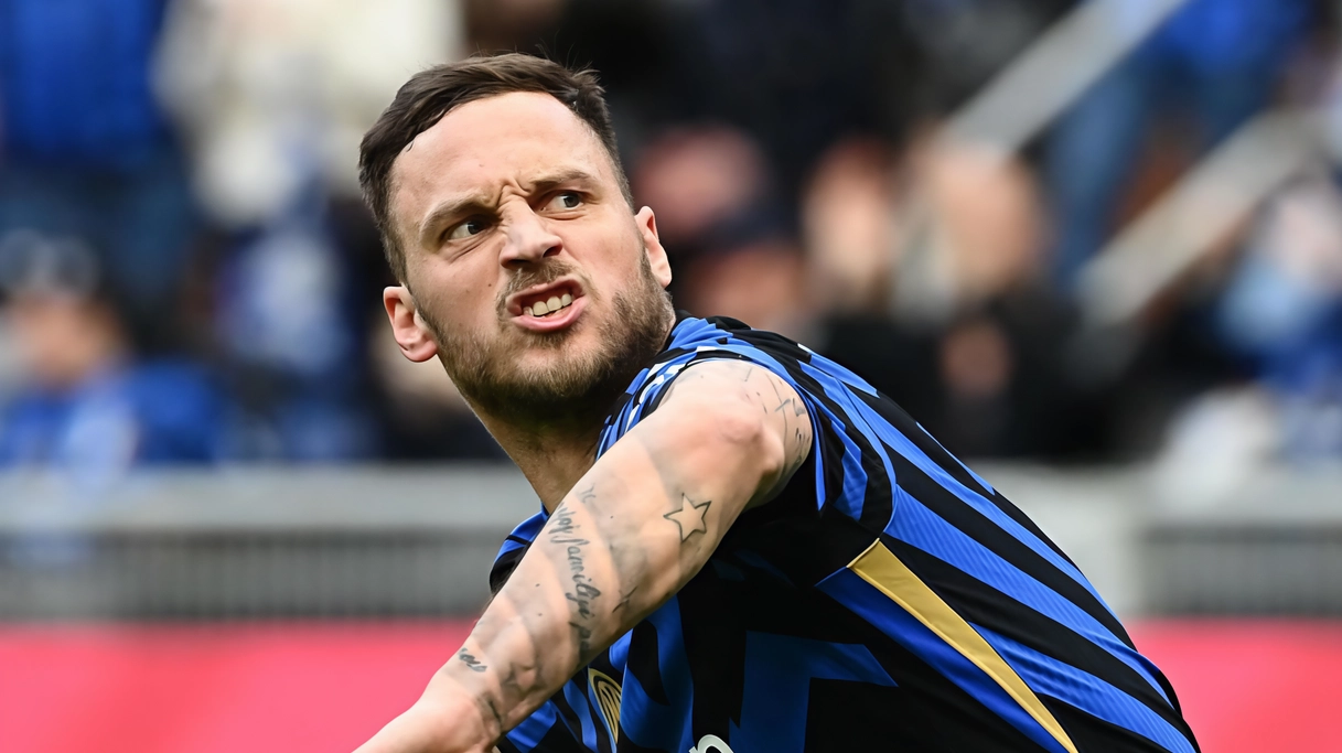 Arnautovic e altri ex calciatori dell'Inter tornano per sostenere la squadra nella semifinale di Champions League.