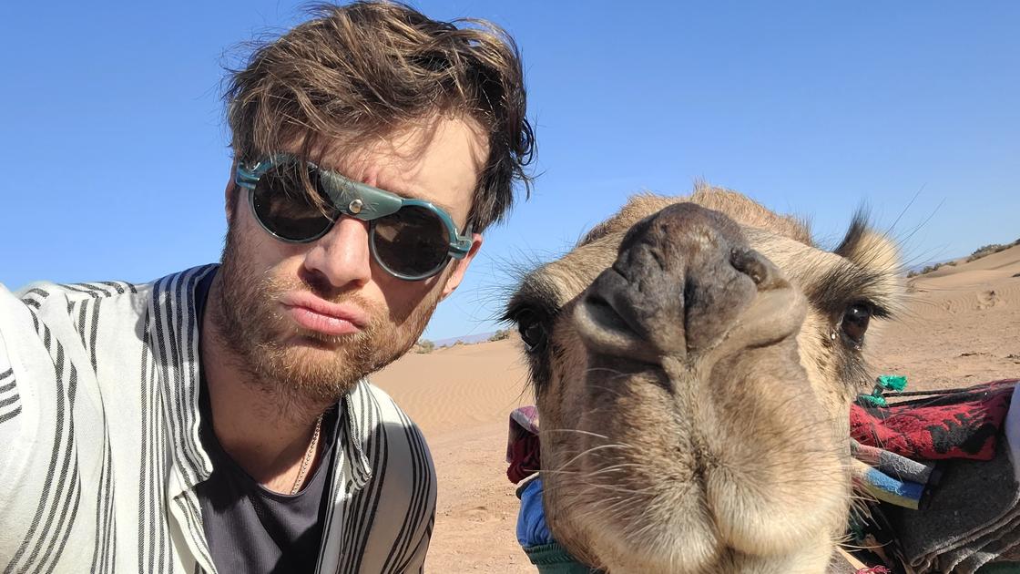 Nico Colucci, trekking “cretino” contro gli stereotipi: “Sulle cime ci si può anche divertire”