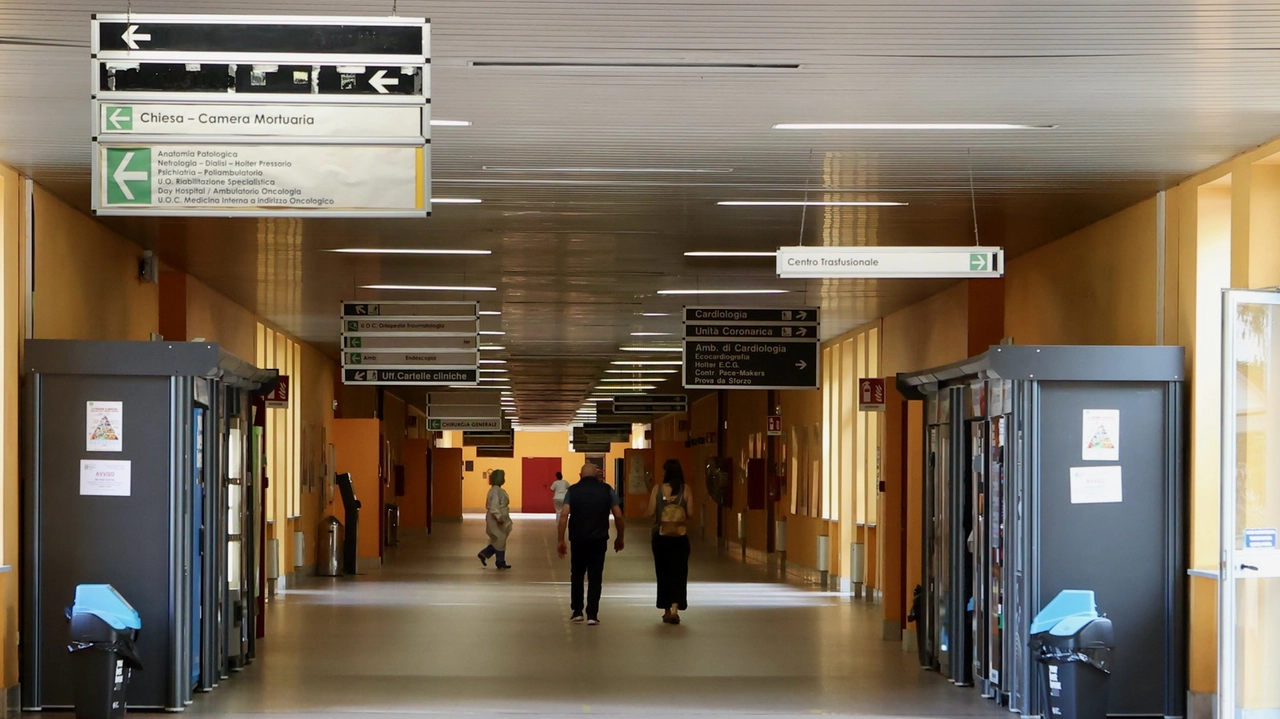 La vicenda è avvenuta il 7 giugno di sette anni fa all’ospedale di Vigevano La donna aveva partorito da alcune ore La vicenda è avvenuta il 7 giugno di sette anni fa all’ospedale di Vigevano La donna aveva partorito da alcune ore