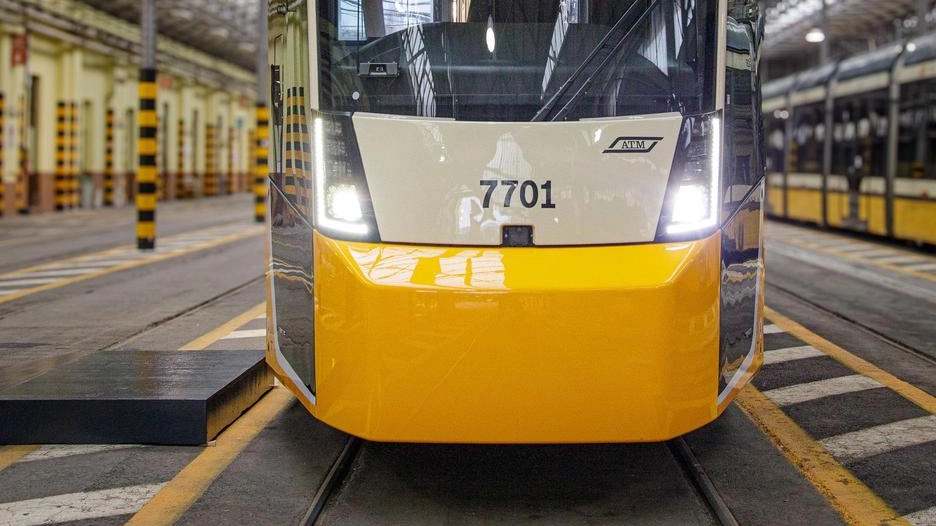Atm conferma il suo impegno nella ricerca di conducenti di bus e tram, attraverso l’appuntamento del Job Tour. L’iniziativa, alla... Atm conferma il suo impegno nella ricerca di conducenti di bus e tram, attraverso l’appuntamento del Job Tour. L’iniziativa, alla...