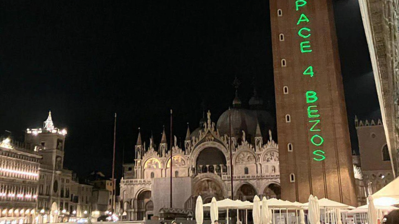 E ieri sera il primo party è stato interrotto dalla pioggia E ieri sera il primo party è stato interrotto dalla pioggia
