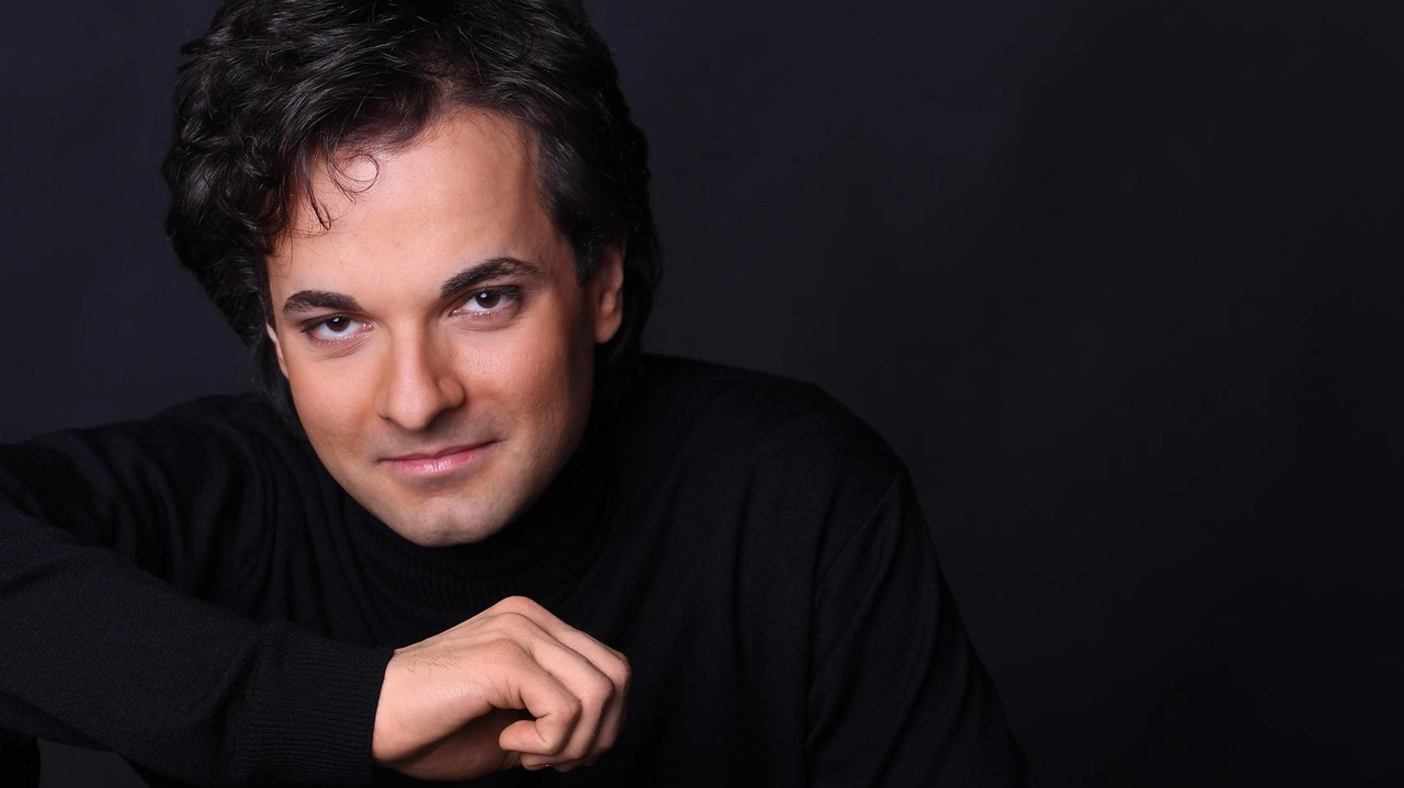 Appuntamento con il sesto recital della tournée di 12 concerti del pianista Christian Leotta, sabato alle 18 a Veleso, che...