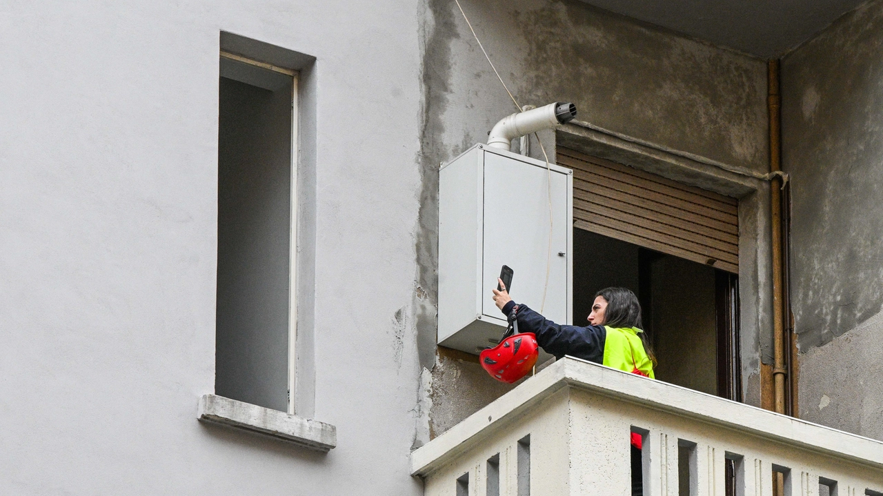 Operaio deceduto a seguito di caduta in un palazzo di via Bassini a Milano