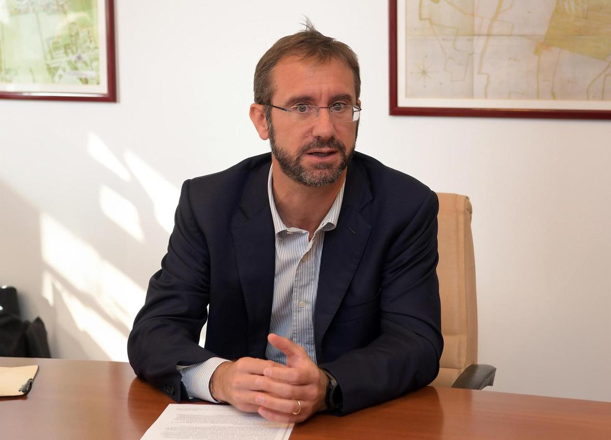 Il sindaco di Segrate contro Salvini: "Fondi della M4 a Monza? È guerra" Il sindaco di Segrate contro Salvini: "Fondi della M4 a Monza? È guerra"