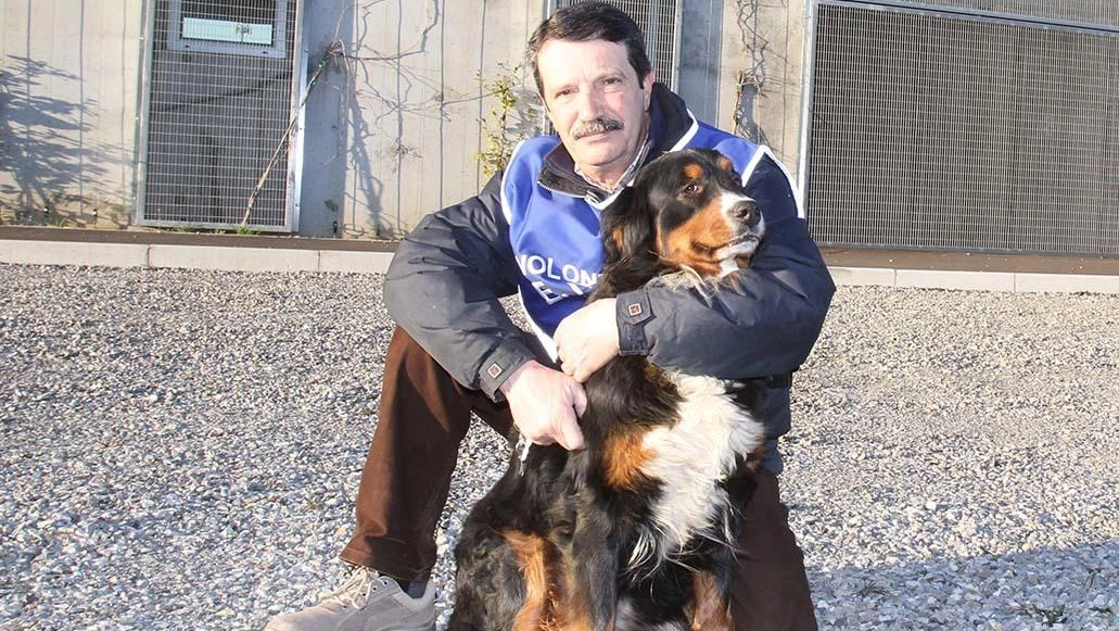 Giorgio Riva, presidente dell’Enpa di Monza, con un bovaro bernese: la conoscenza degli animali è fondamentale Giorgio Riva, presidente dell’Enpa di Monza, con un bovaro bernese: la conoscenza degli animali è fondamentale