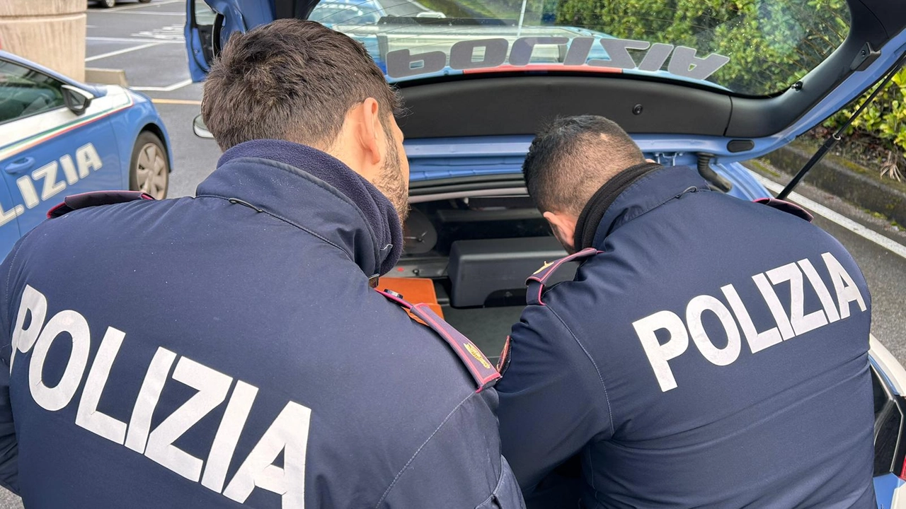 Intervenuta la Squadra Volante Intervenuta la Squadra Volante