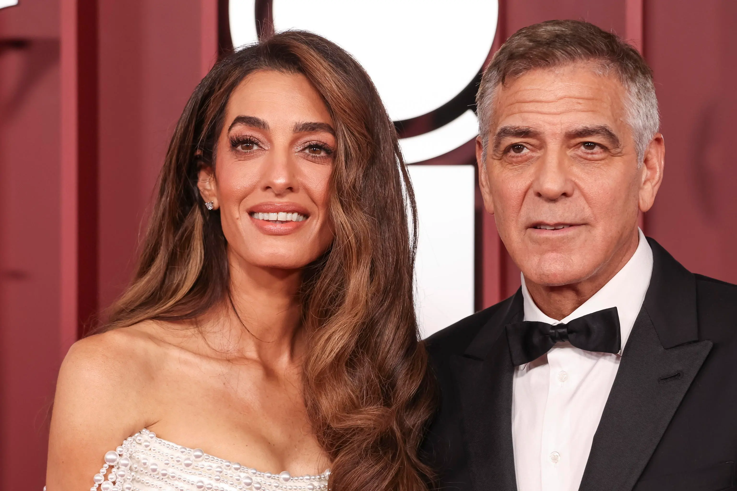 I Clooney sul Lago di Como lanciano la loro Foundation for Justice: eventi benefici con 16 vip in un luxury hotel
