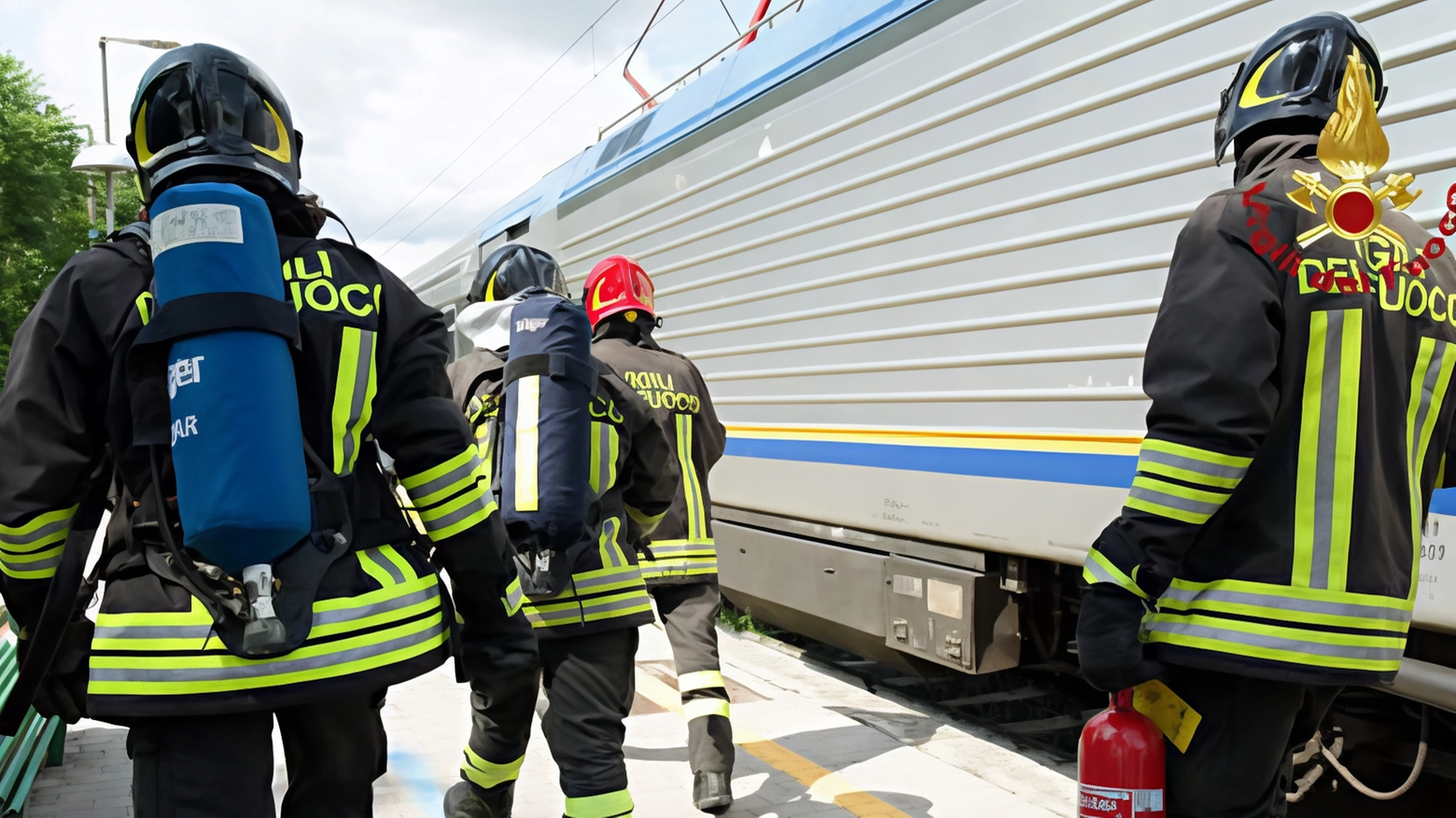 Locomotore in fiamme. Treni cancellati sulla Pavia-Codogno