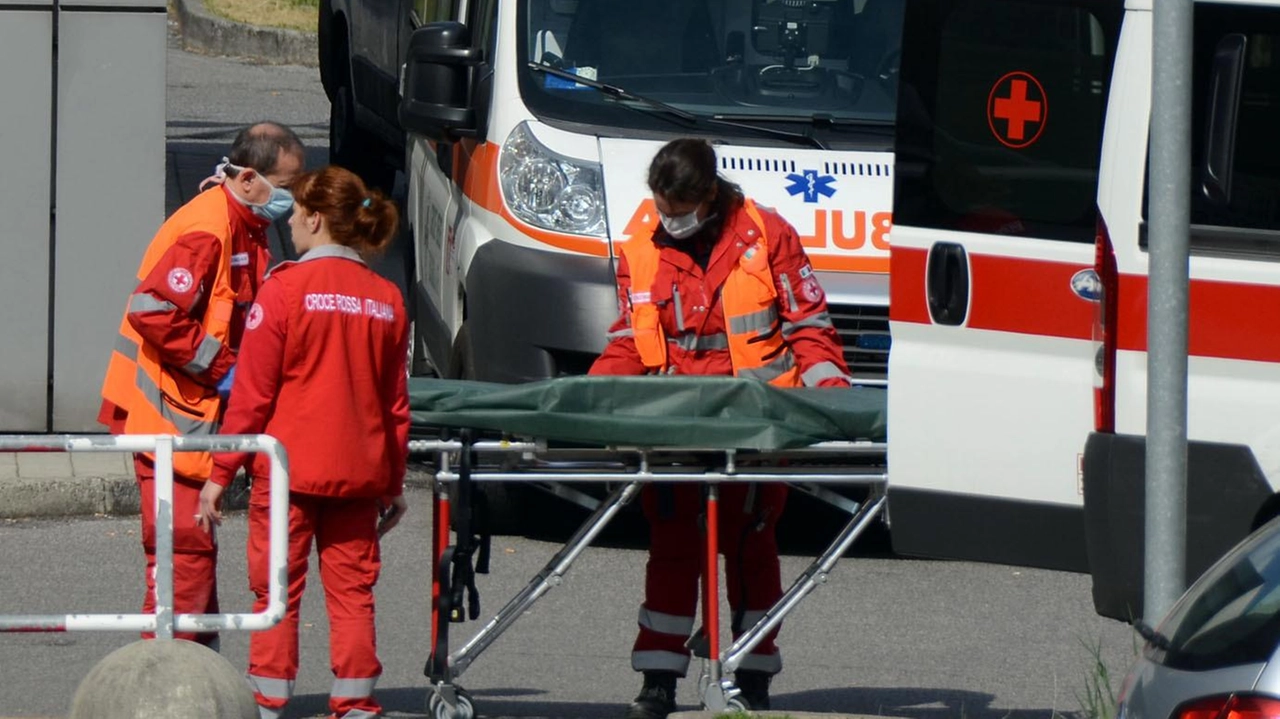 Immediati i soccorsi Le condizioni del tecnico bresciano erano subito apparse disperate Era stato ricoverato al Niguarda Immediati i soccorsi Le condizioni del tecnico bresciano erano subito apparse disperate Era stato ricoverato al Niguarda