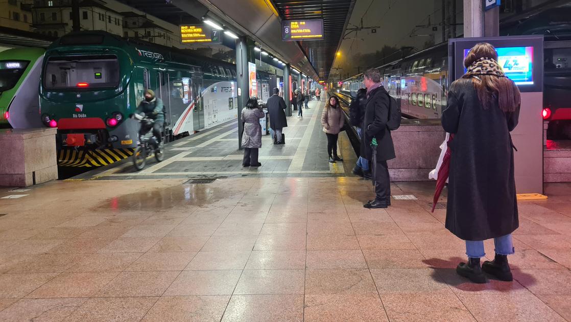 Sciopero dei treni sabato 17 maggio: orari, linee coinvolti, mezzi sostitutivi, fasce di garanzia Sciopero dei treni sabato 17 maggio: orari, linee coinvolti, mezzi sostitutivi, fasce di garanzia