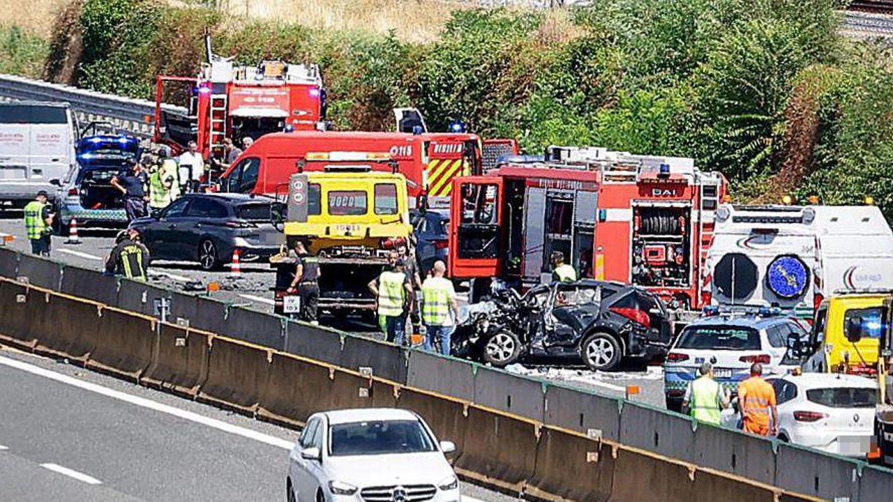 Un'immagine dei soccorsi sulla A4