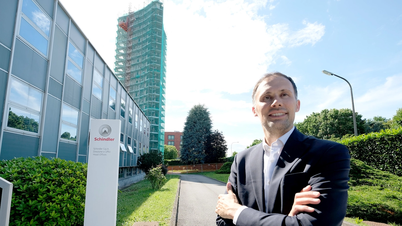 Matteo Napoli, amministratore delegato della Schindler, colosso degli ascensori nato in Svizzera Matteo Napoli, amministratore delegato della Schindler, colosso degli ascensori nato in Svizzera