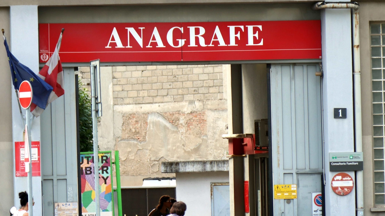 Una sede dell'Anagrafe milanese Una sede dell'Anagrafe milanese