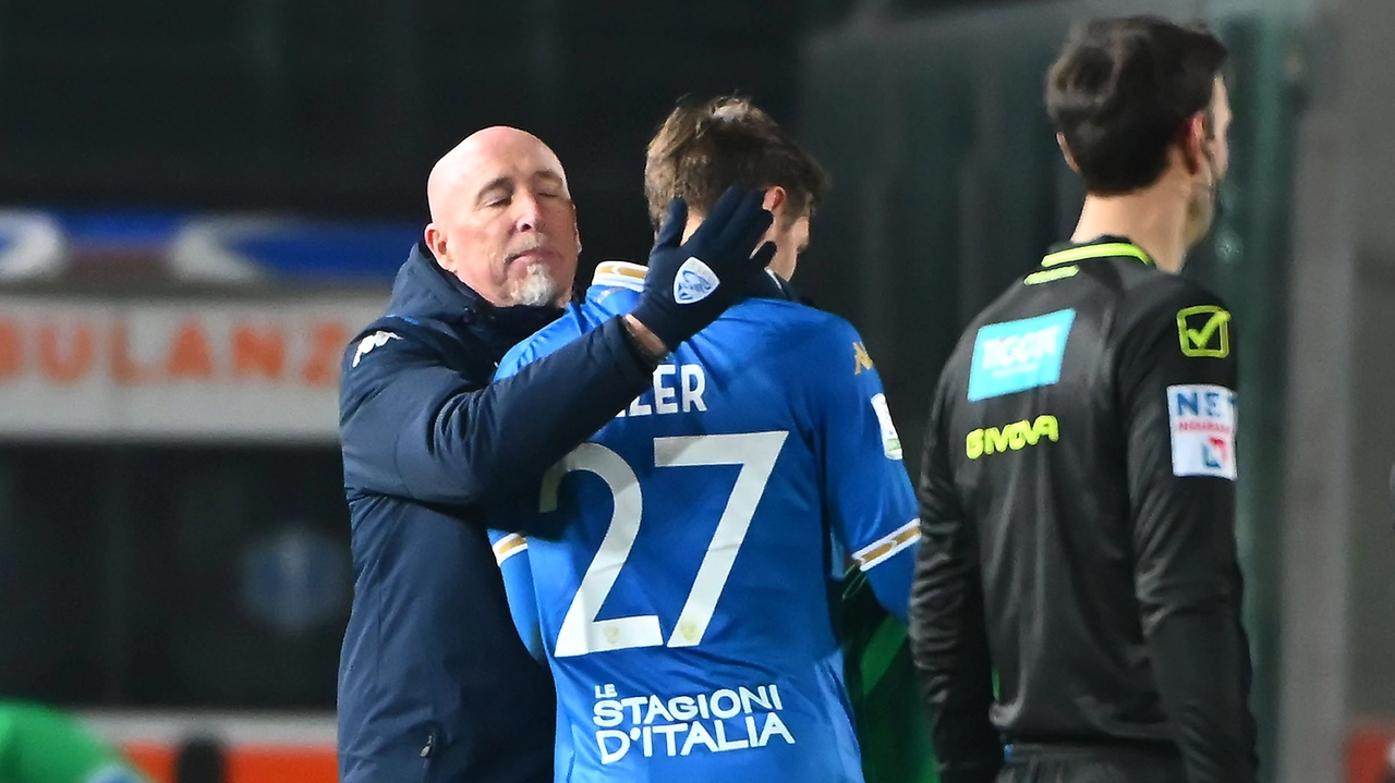 Rolando Maran, allenatore del Brescia Calcio, con Giacomo Olzer Rolando Maran, allenatore del Brescia Calcio, con Giacomo Olzer