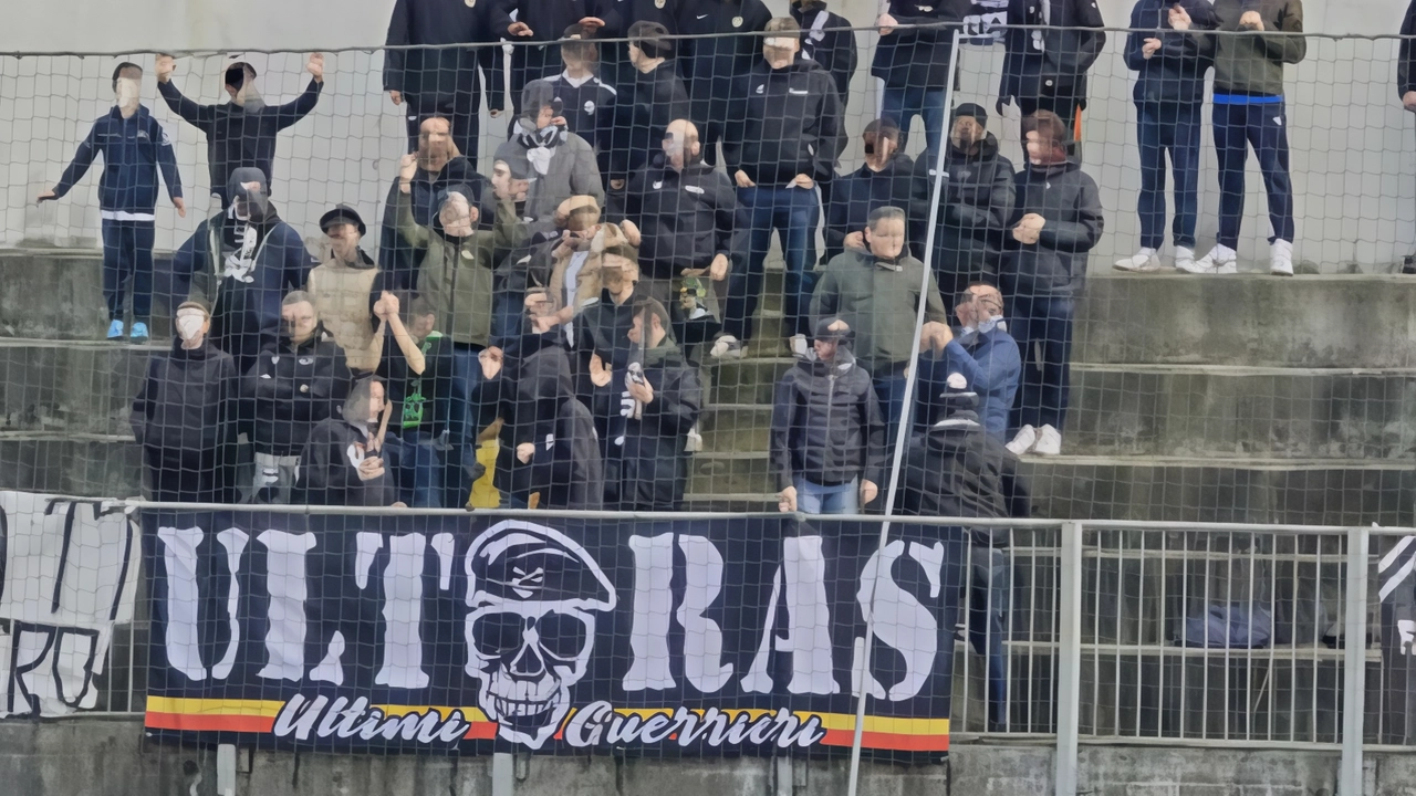 La delusione dei sostenitori del Fanfulla sempre al seguito della squadra La delusione dei sostenitori del Fanfulla sempre al seguito della squadra