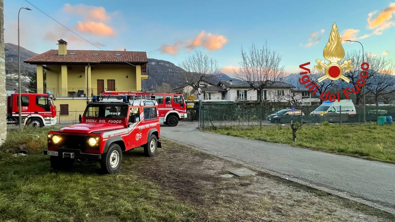 I soccorritori a Dongo I soccorritori a Dongo