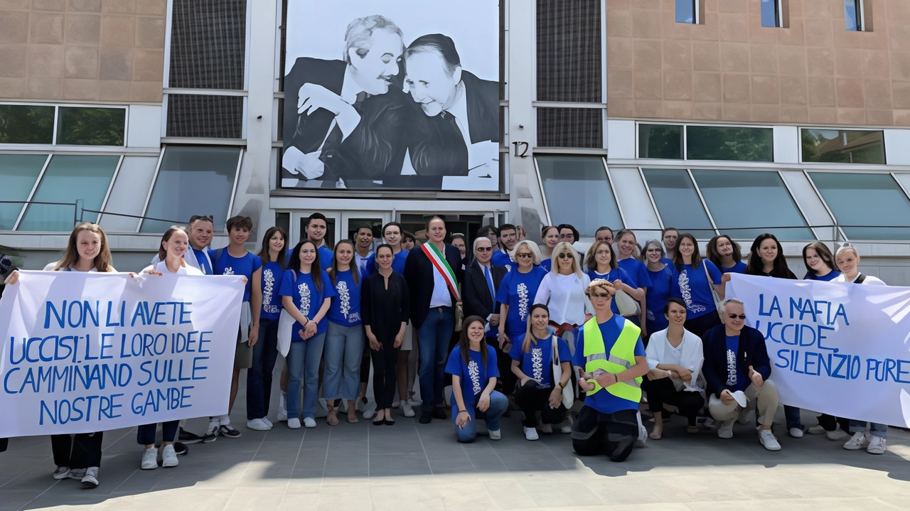 Il prossimo anno anche gli studenti di Abbiategrasso saranno alle manifestazioni a Palermo in memoria dei magistrati Falcone e Borsellino, uccisi dalla mafia. I ragazzi parteciperanno a viaggi educativi in Sicilia Il prossimo anno anche gli studenti di Abbiategrasso saranno alle manifestazioni a Palermo in memoria dei magistrati Falcone e Borsellino, uccisi dalla mafia. I ragazzi parteciperanno a viaggi educativi in Sicilia