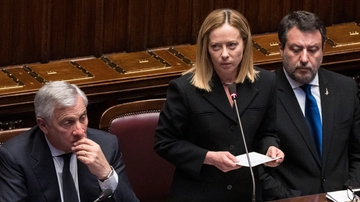 Vertice di maggioranza, Meloni serra le file e invoca lo “spirito di squadra”. FdI: “Italiani con noi”