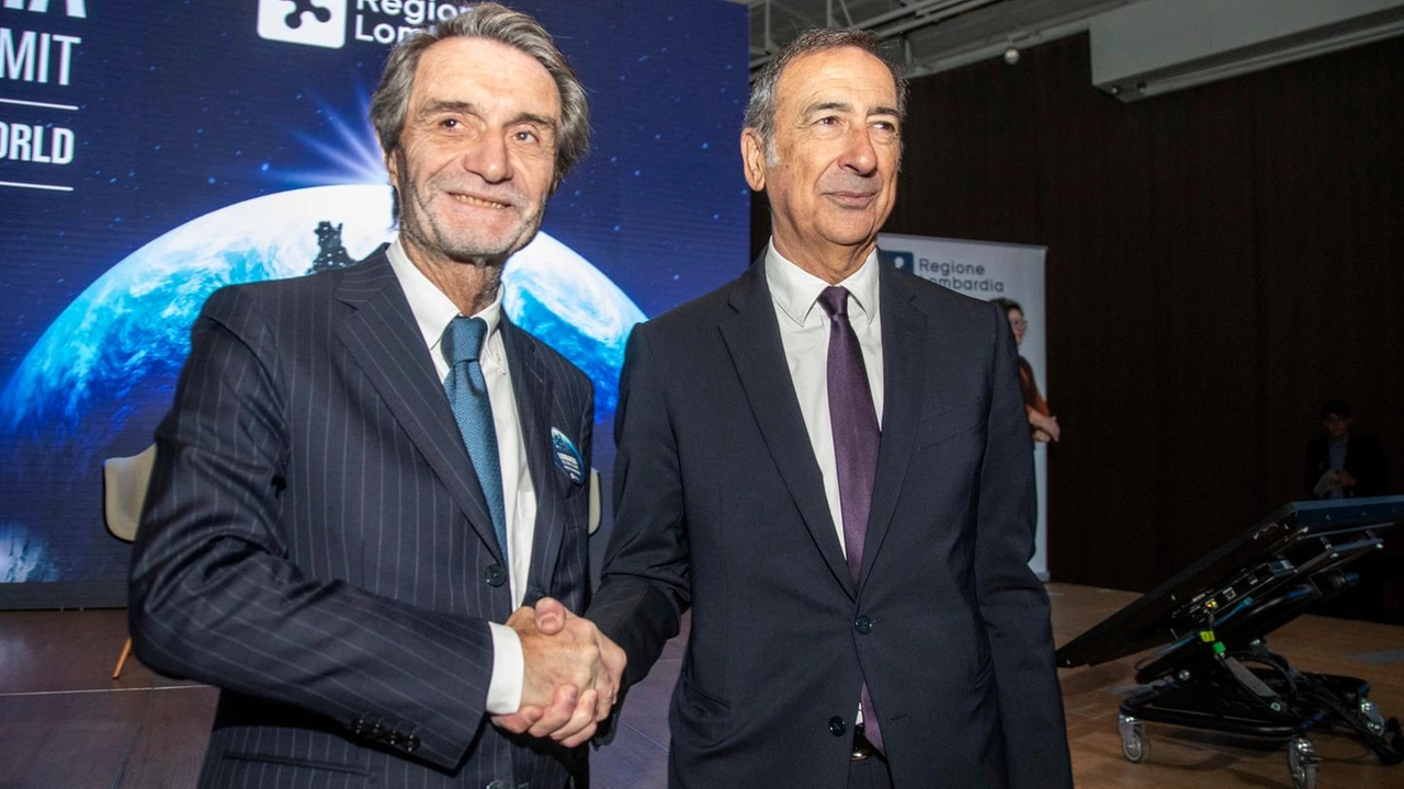 Attilio Fontana, presidente della Regione Lombardia e Giuseppe Sala, sindaco di Milano in una foto d'archivio