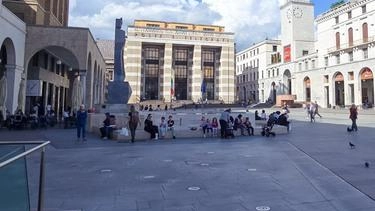 Un patto di collaborazione per piazza Vittoria, per prevenire ed arginare episodi di aggressività. La piazza è stato spesso...