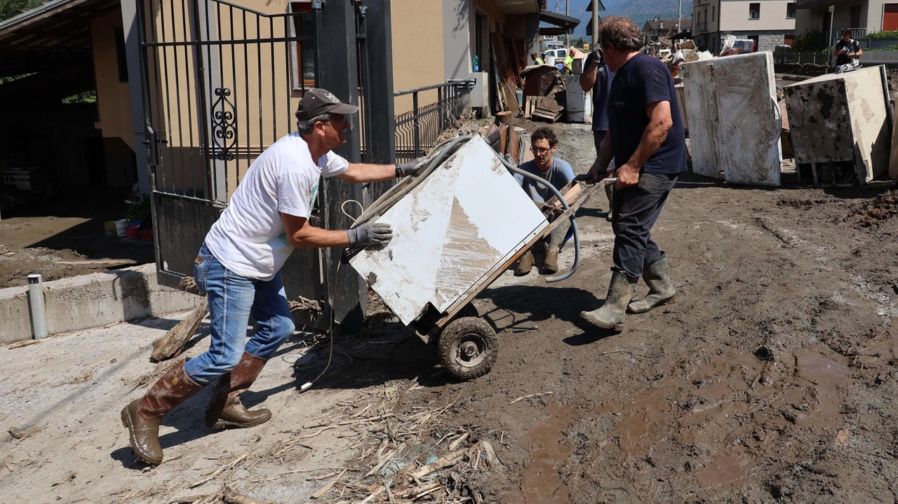 I Comuni colpiti dall’alluvione del luglio 2022 alzano la voce per chiedere risorse per completare le opere di difesa I Comuni colpiti dall’alluvione del luglio 2022 alzano la voce per chiedere risorse per completare le opere di difesa