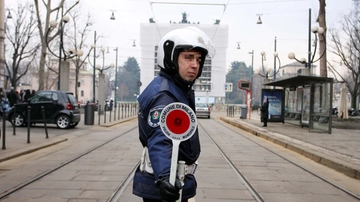 Concorso Polizia Locale Milano 2025: iscrizioni aperte fino al 15 settembre per diventare ‘ghisa’