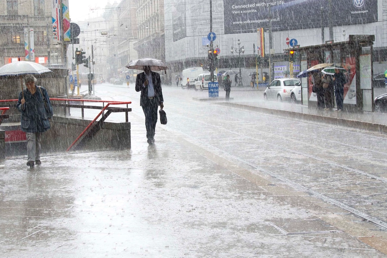 Meteo, arrivano piogge e temporali (foto Newpress)