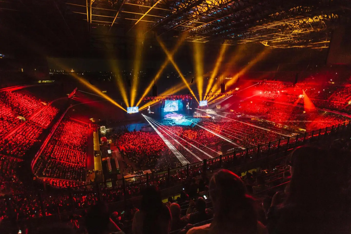 Concerti a San Siro estate 2025, le pagelle ai cantanti: pieni voti a Cremonini ed Elisa, l Concerti a San Siro estate 2025, le pagelle ai cantanti: pieni voti a Cremonini ed Elisa, l