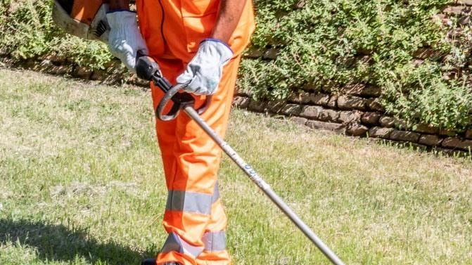 Novate Milanese: "I tagli dell’erba saranno otto e se necessario anche nove" Novate Milanese: "I tagli dell’erba saranno otto e se necessario anche nove"