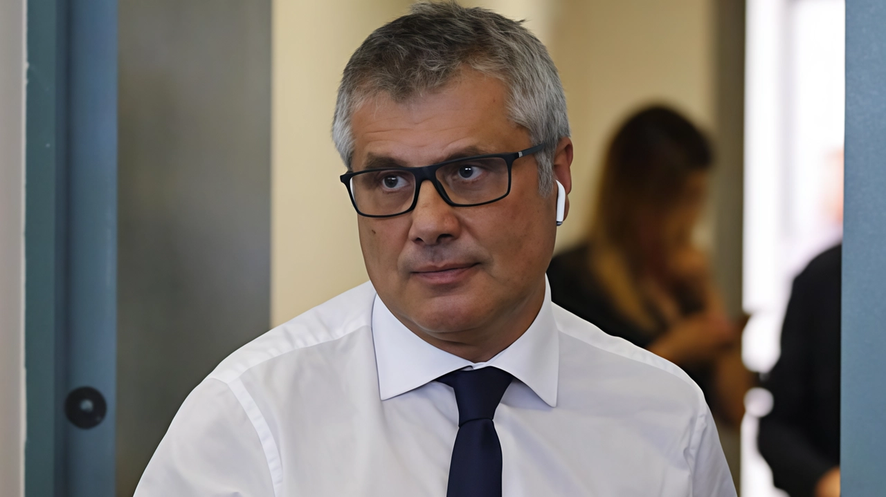Il magistrato Paolo Ielo, classe ’62, nato a Messina, vanta una carriera trentennale iniziata proprio a Milano nel 1986 come giudice penale Il magistrato Paolo Ielo, classe ’62, nato a Messina, vanta una carriera trentennale iniziata proprio a Milano nel 1986 come giudice penale