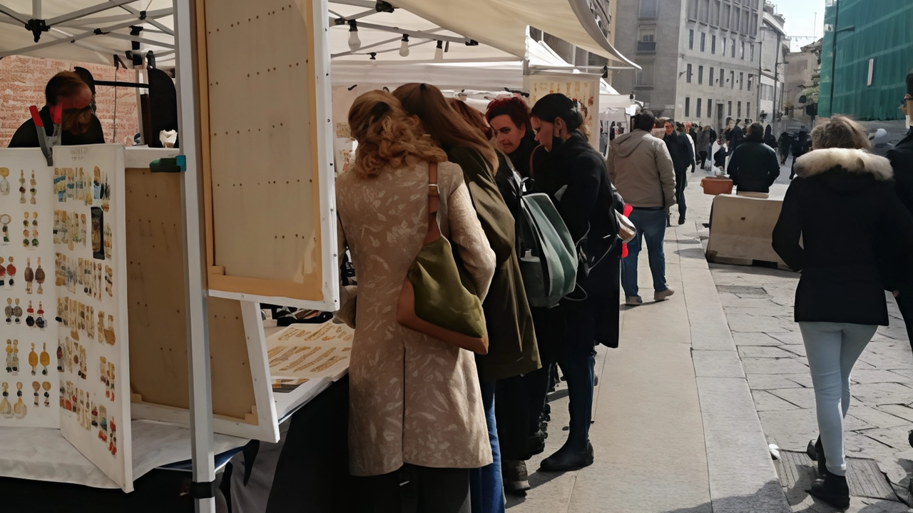 C’è mercato e mercato. Cinque mercatini storici nel centro di Milano meritano uno sconto sul Canone unico patrimoniale, cioè l’imposta... C’è mercato e mercato. Cinque mercatini storici nel centro di Milano meritano uno sconto sul Canone unico patrimoniale, cioè l’imposta...